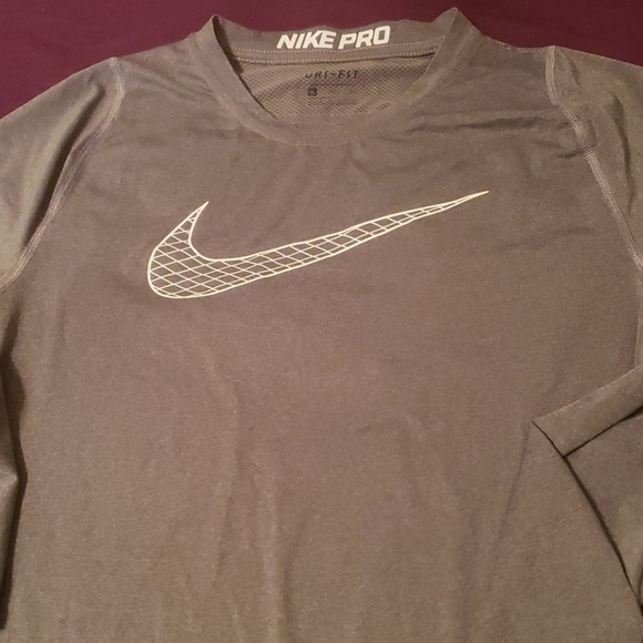 Nike Bundle - Picture 6 of 9